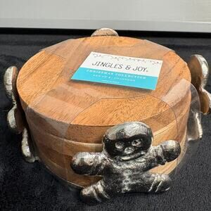 NWT Jingle & Joy Gingerbread Man Metal Holder Wooden Coaster Set of 4